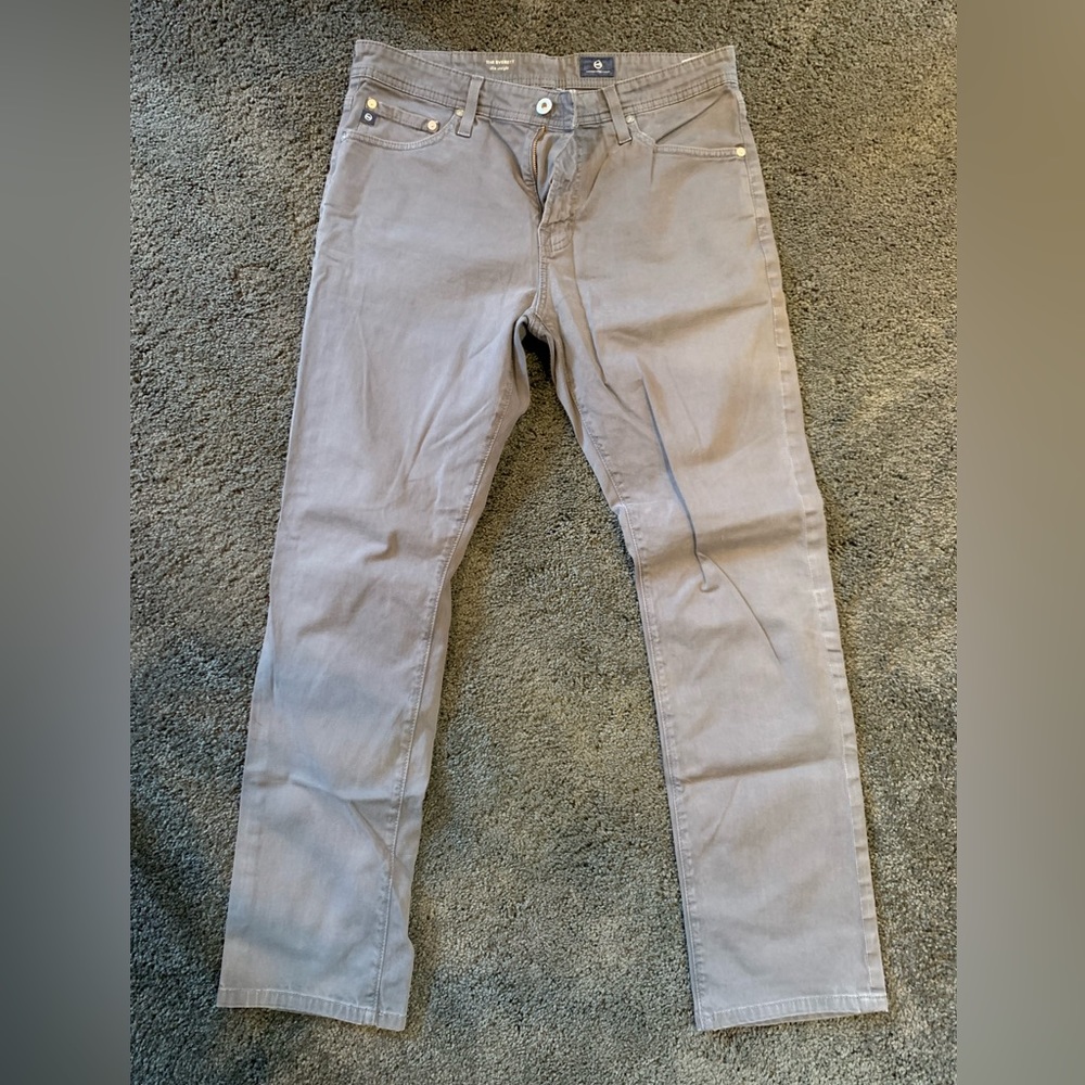 AG pants The Everett slim straight, that’ll make anyones real look good 😆